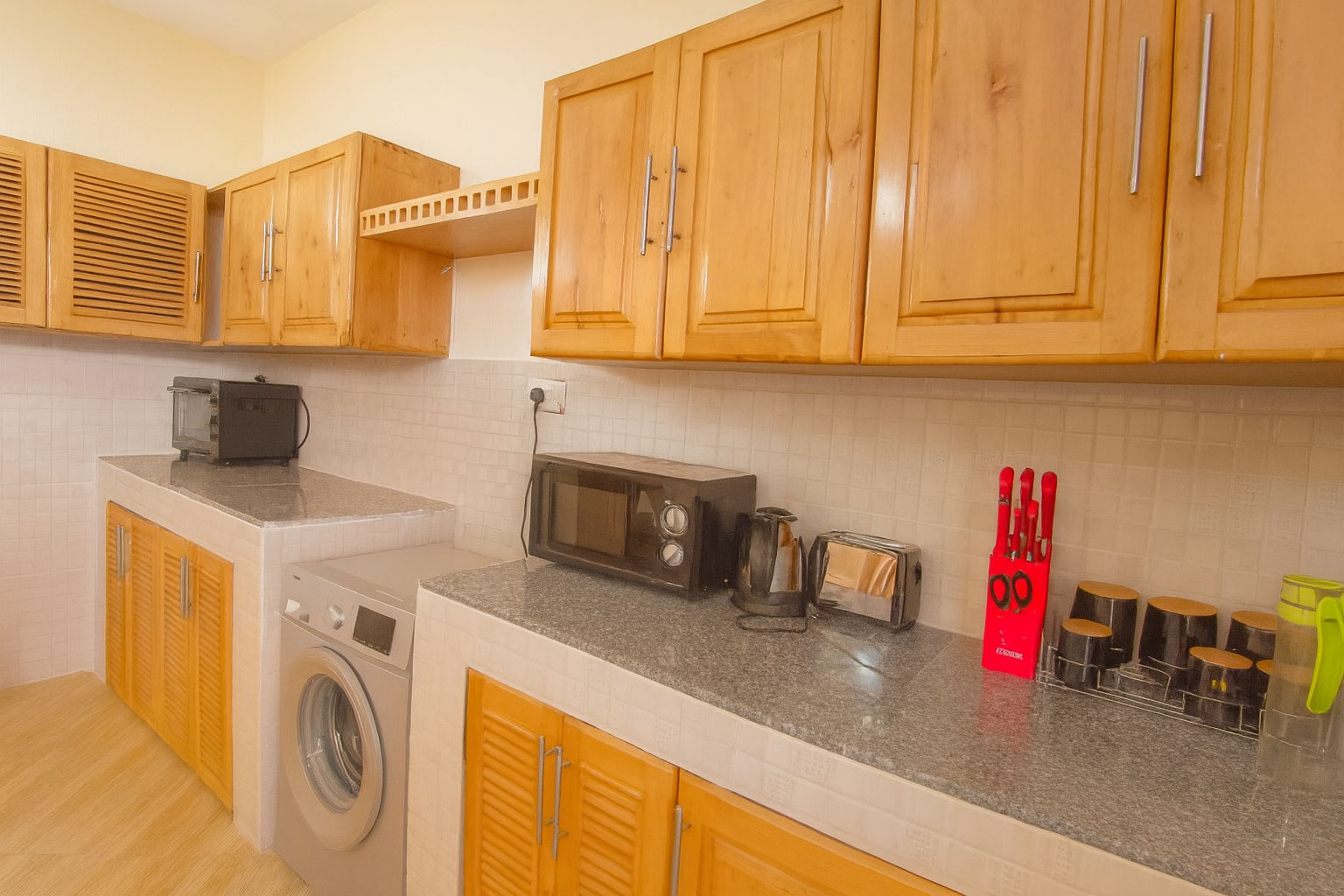 Fully equipped kitchen